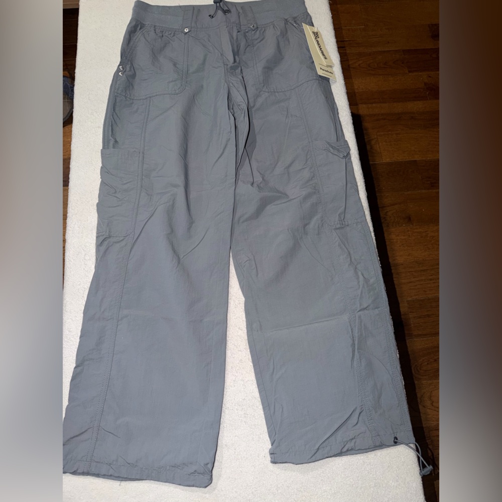 Womens Gray Parachute Pants size M (8-10) NWT- Drawstring Waist-No boundaries